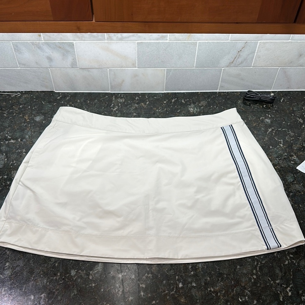 Vineyard Vines Cream Mini Athletic A-Line Skorts